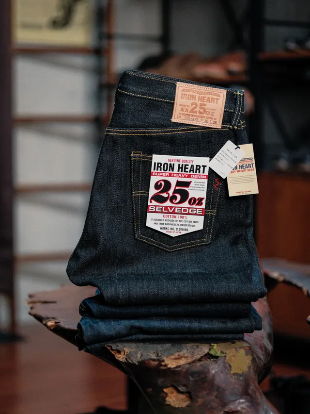 Iron Heart Iron Heart 555XHS 25oz Selvedge Denim