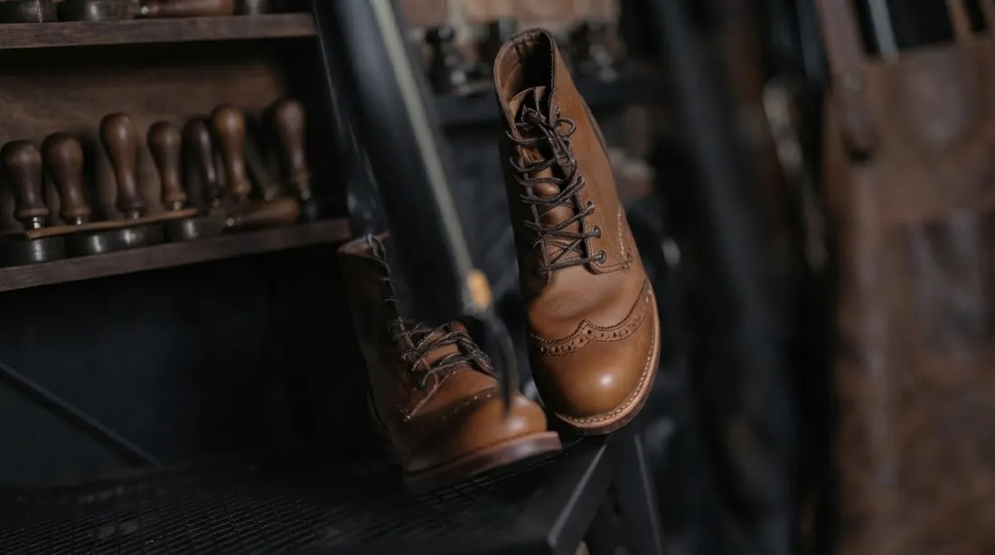 Sepatu Red Wing koleksi J3 Company
