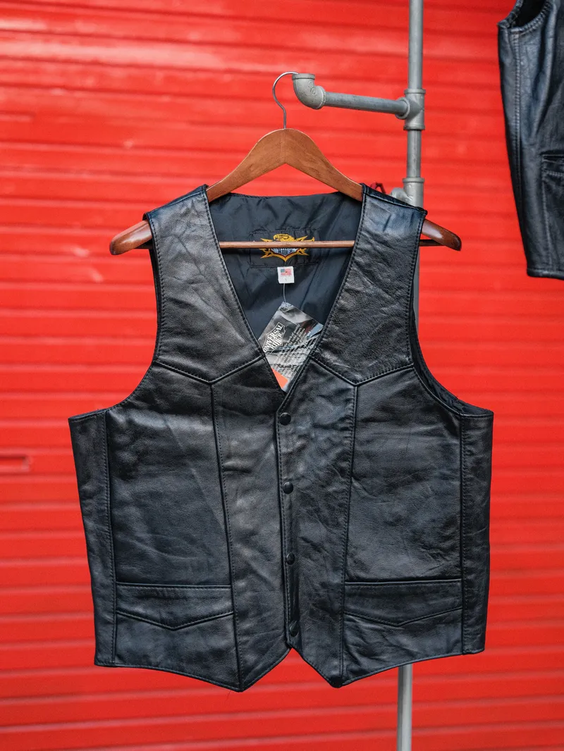 Universal Rider Universal Rider Leather Vest Black