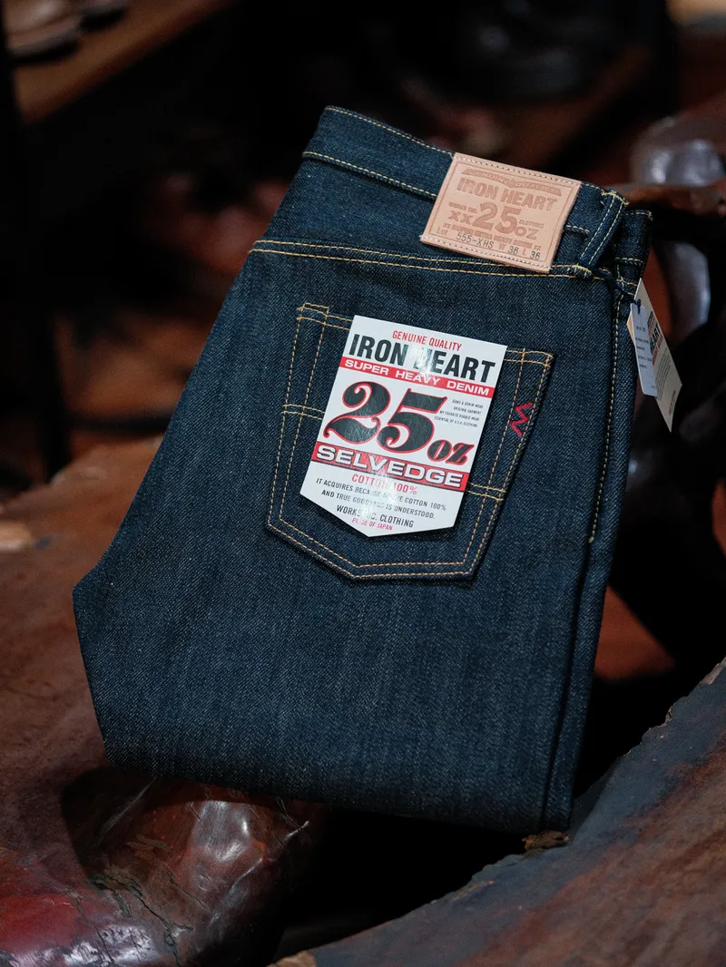 Iron Heart Iron Heart 555XHS 25oz Selvedge Denim